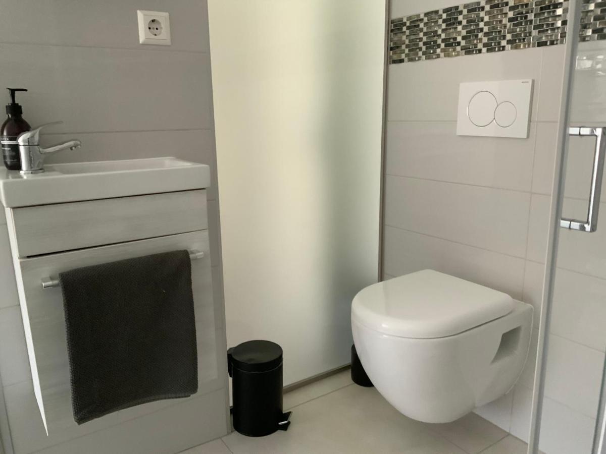 Executive Double Room With En-Suite In Guest House Rue Trevires R3 Lüksemburg Dış mekan fotoğraf