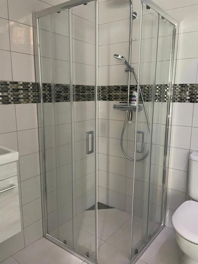 Executive Double Room With En-Suite In Guest House Rue Trevires R3 Lüksemburg Dış mekan fotoğraf